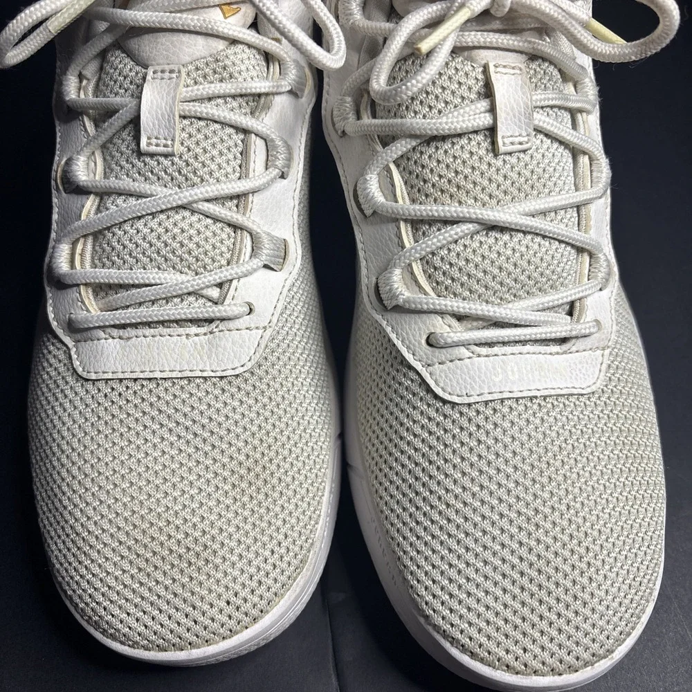Size 8.5 - Air Jordan Academy White